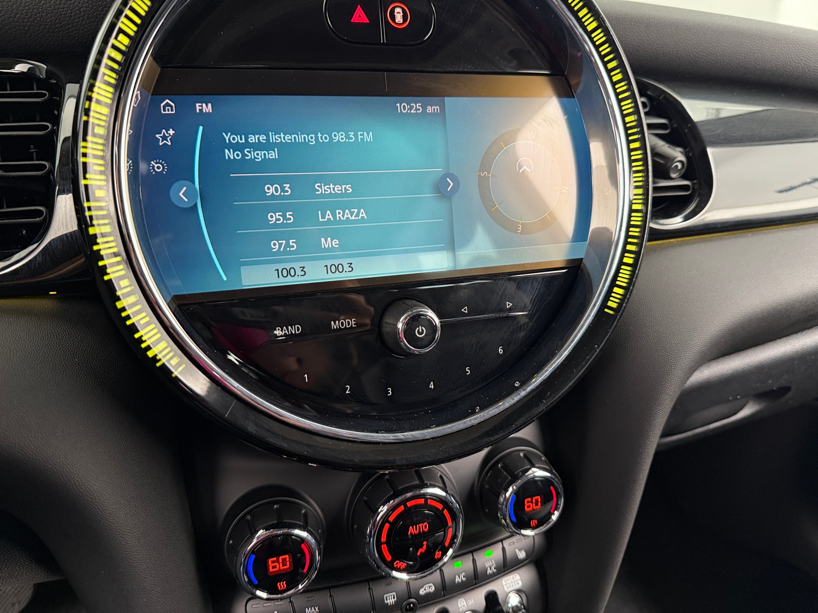 Thumbnail: 2024 MINI Cooper Hardtop - 3
