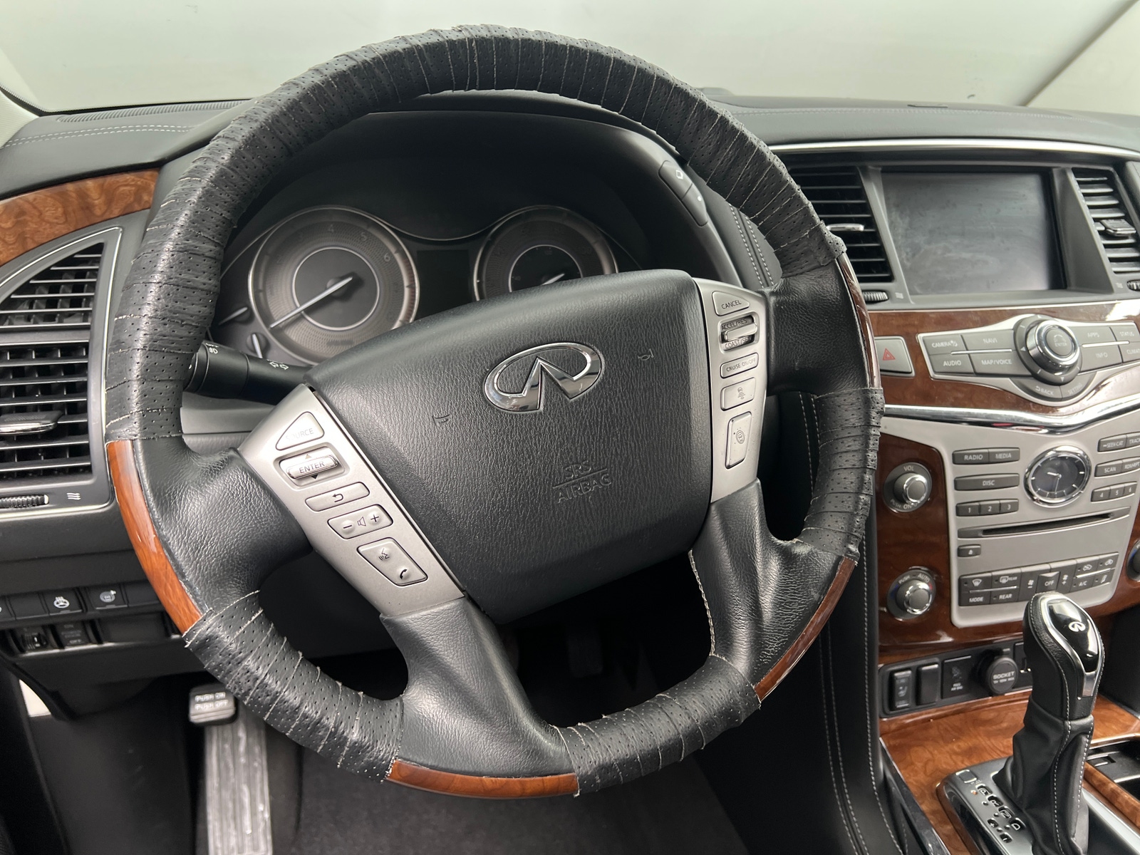 Thumbnail: 2019 INFINITI QX80 - 4