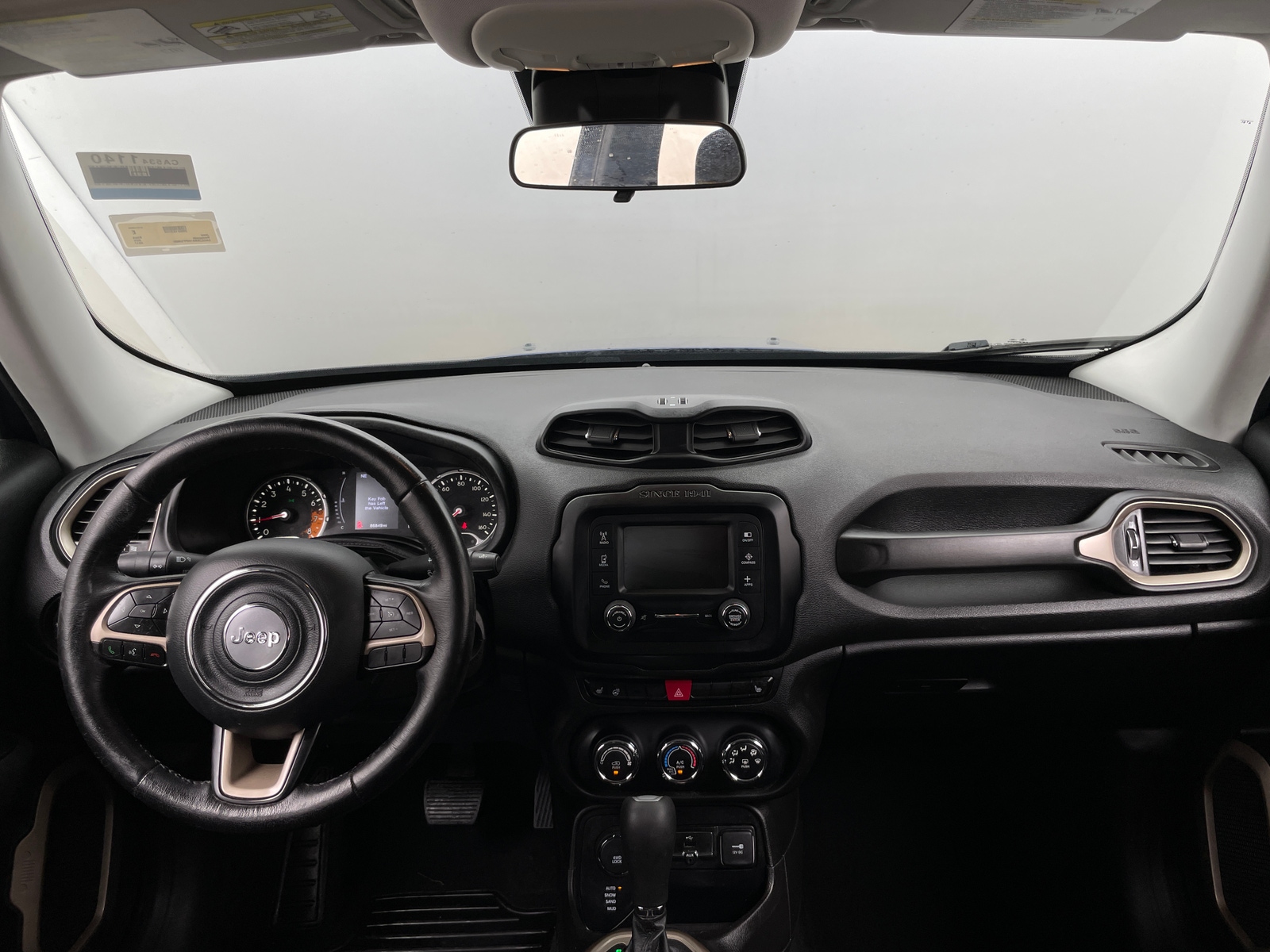 Thumbnail: 2017 Jeep Renegade - 3