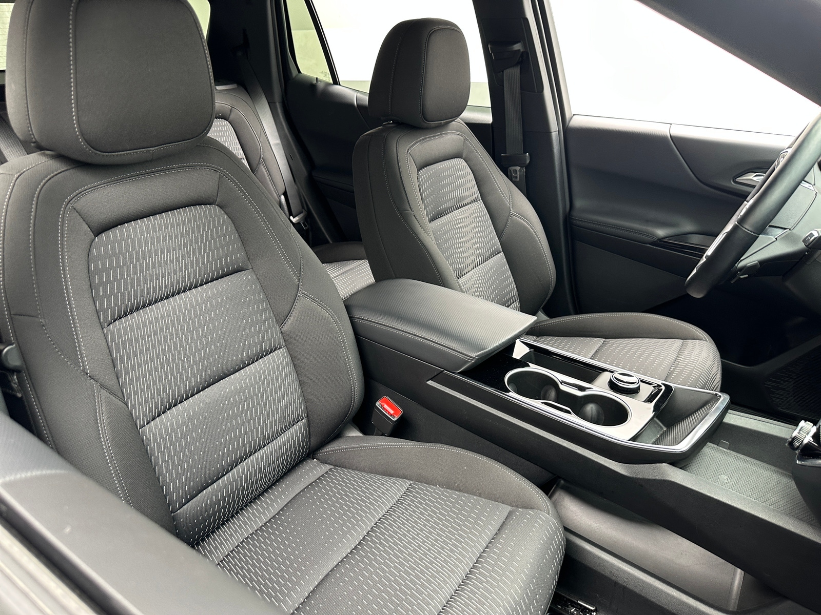 Thumbnail: 2026 Chevrolet Equinox - 2