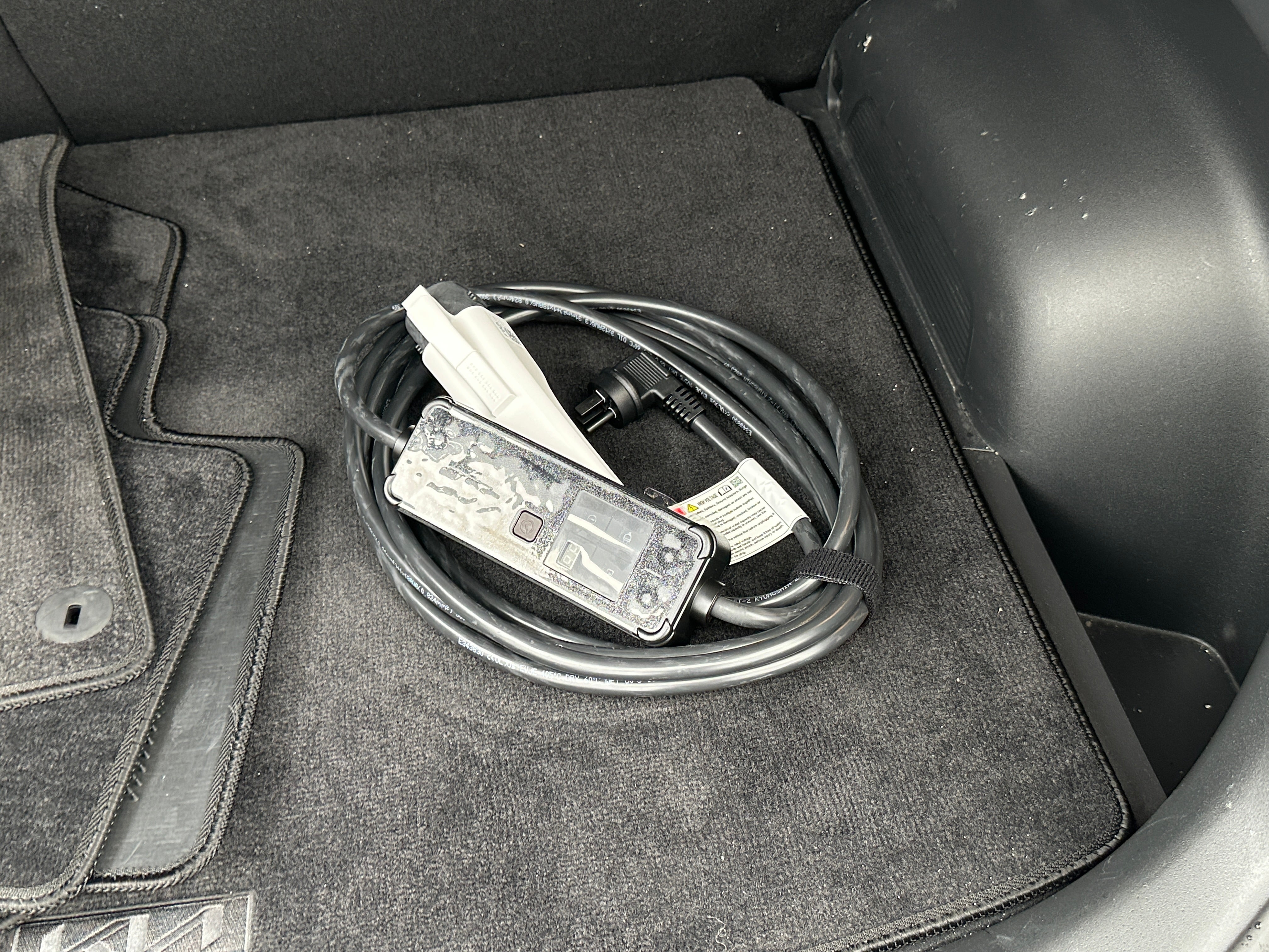 Used 2024 Kia Niro Wind with VIN KNDCR3L18R5103997 for sale in Oak Creek, WI