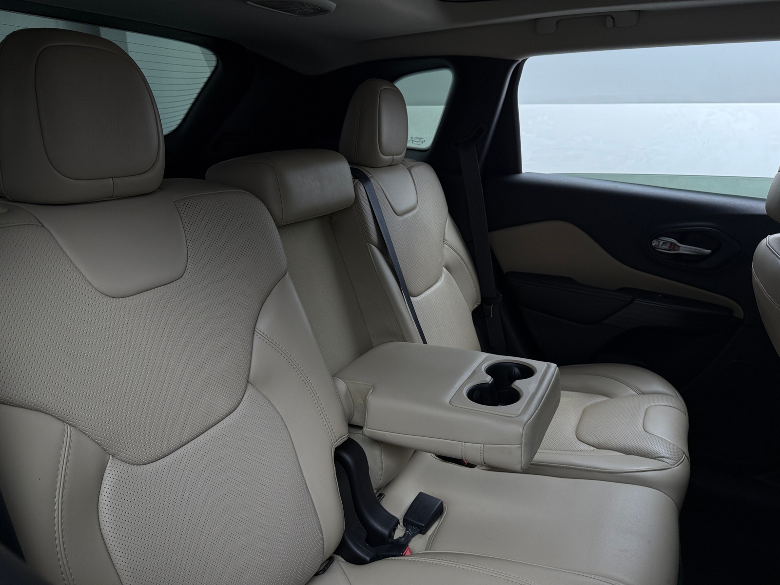 Thumbnail: 2015 Jeep Cherokee - 5