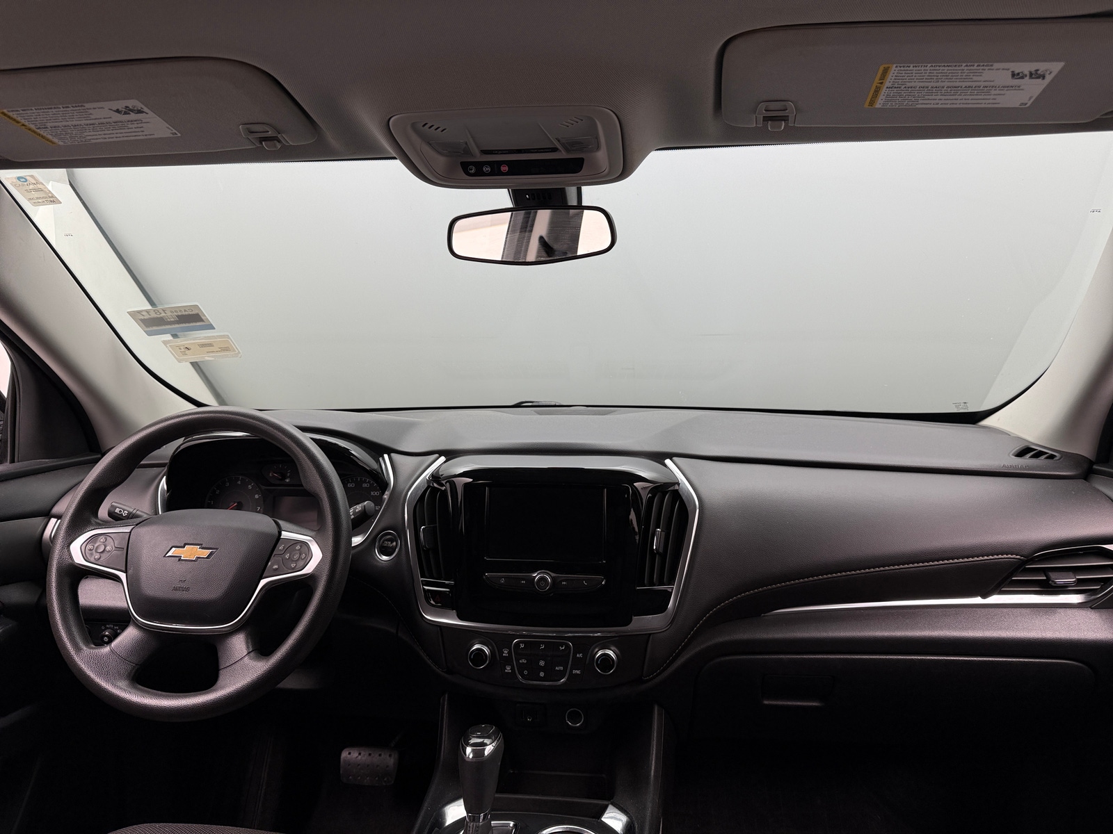 Thumbnail: 2020 Chevrolet Traverse - 3