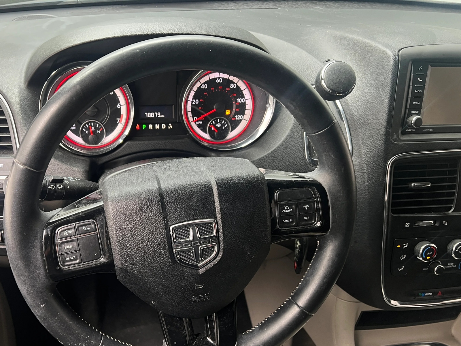 Thumbnail: 2017 Dodge Grand Caravan - 4