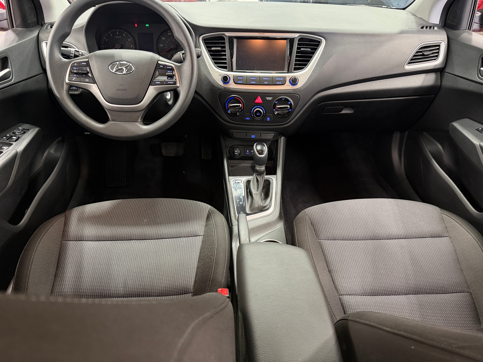 Thumbnail: 2022 Hyundai Accent - 3
