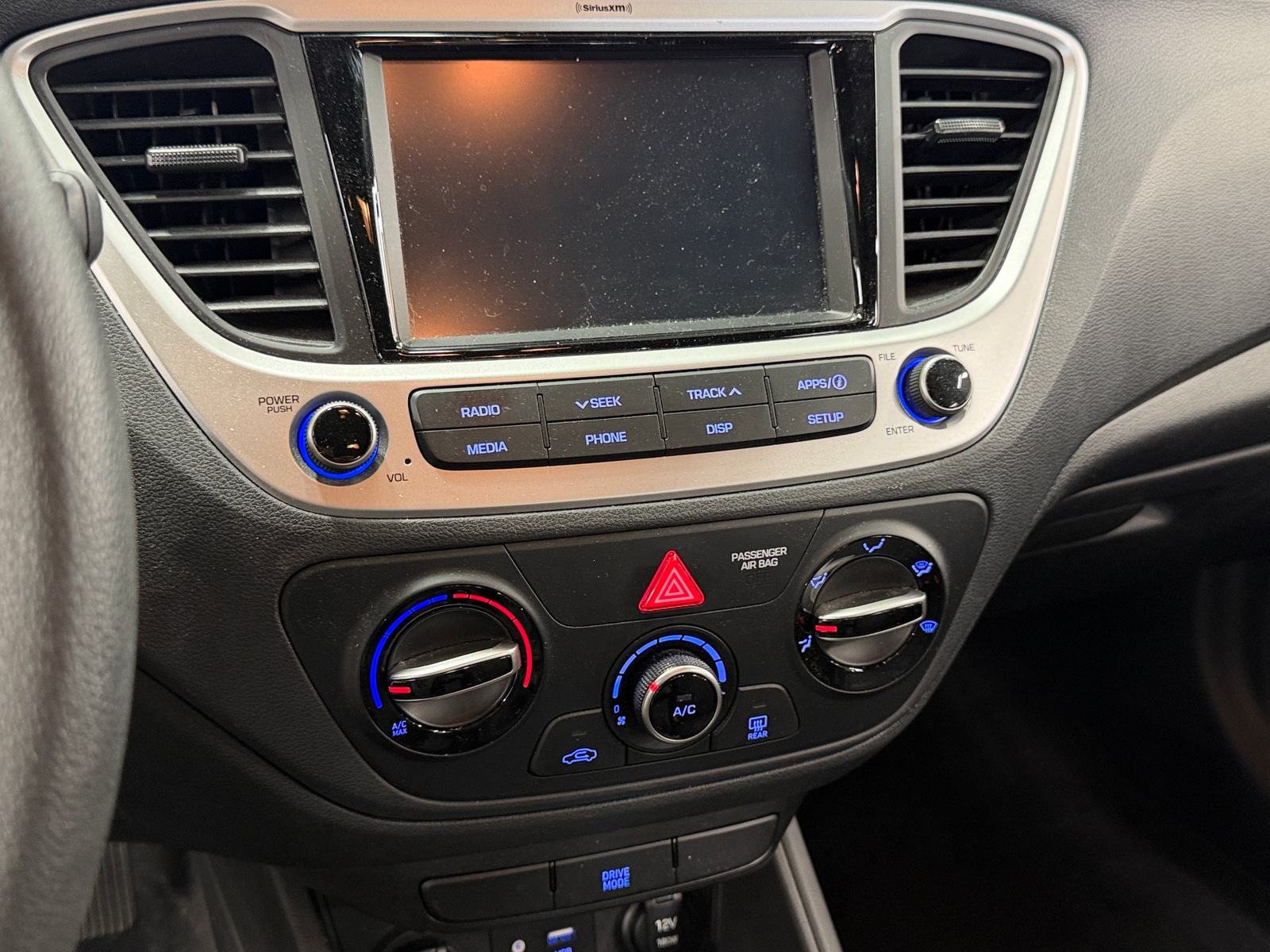Thumbnail: 2022 Hyundai Accent - 4