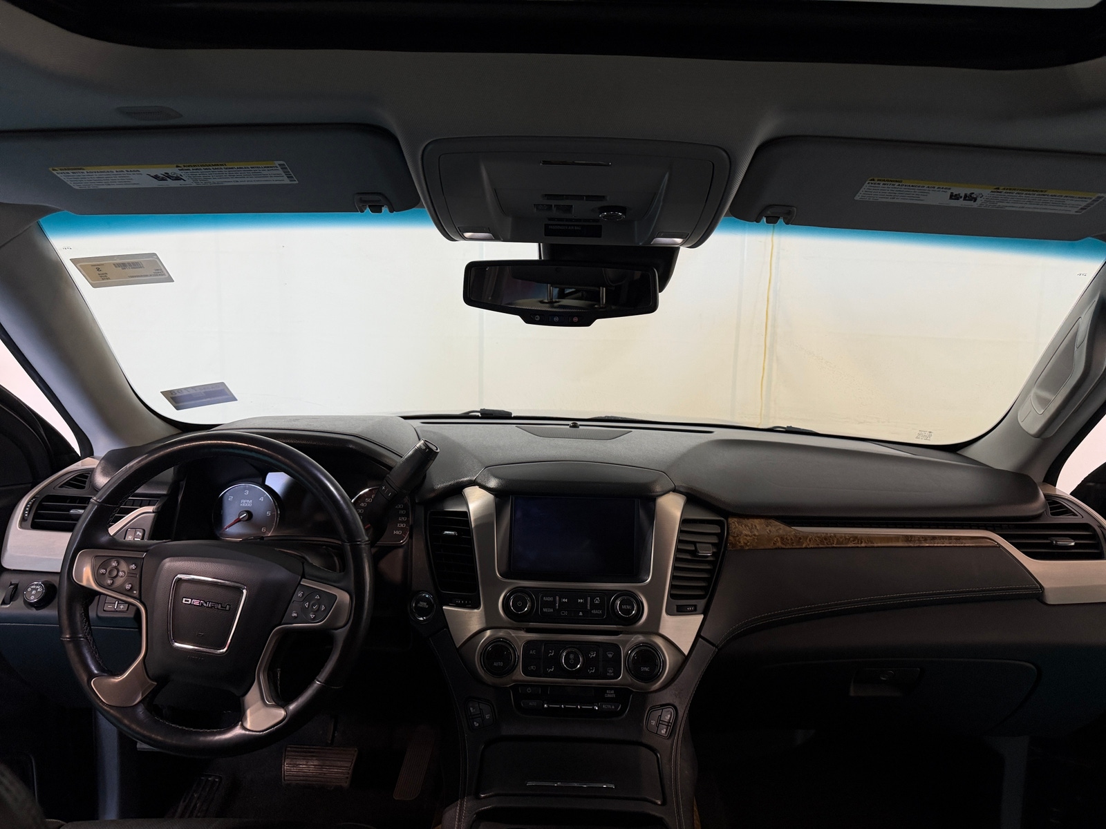 Thumbnail: 2016 GMC Yukon - 2