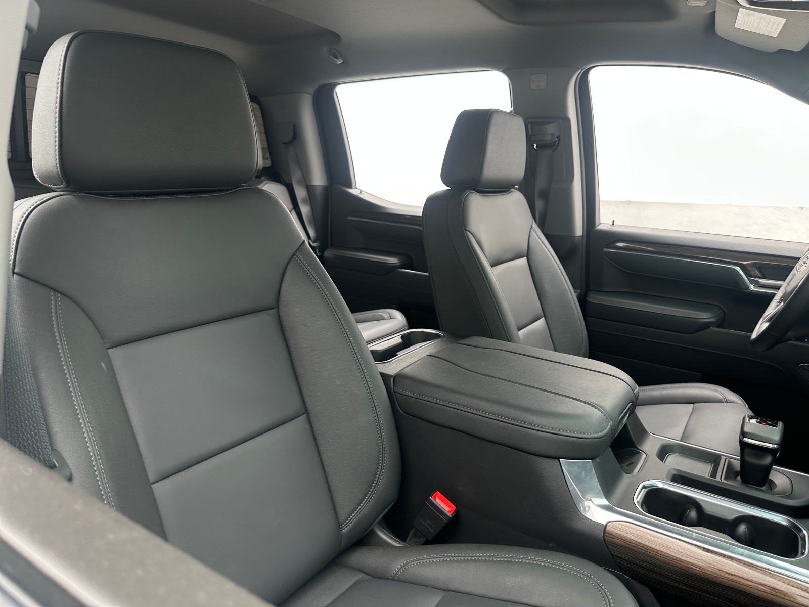 Thumbnail: 2026 Chevrolet Silverado 1500 - 2