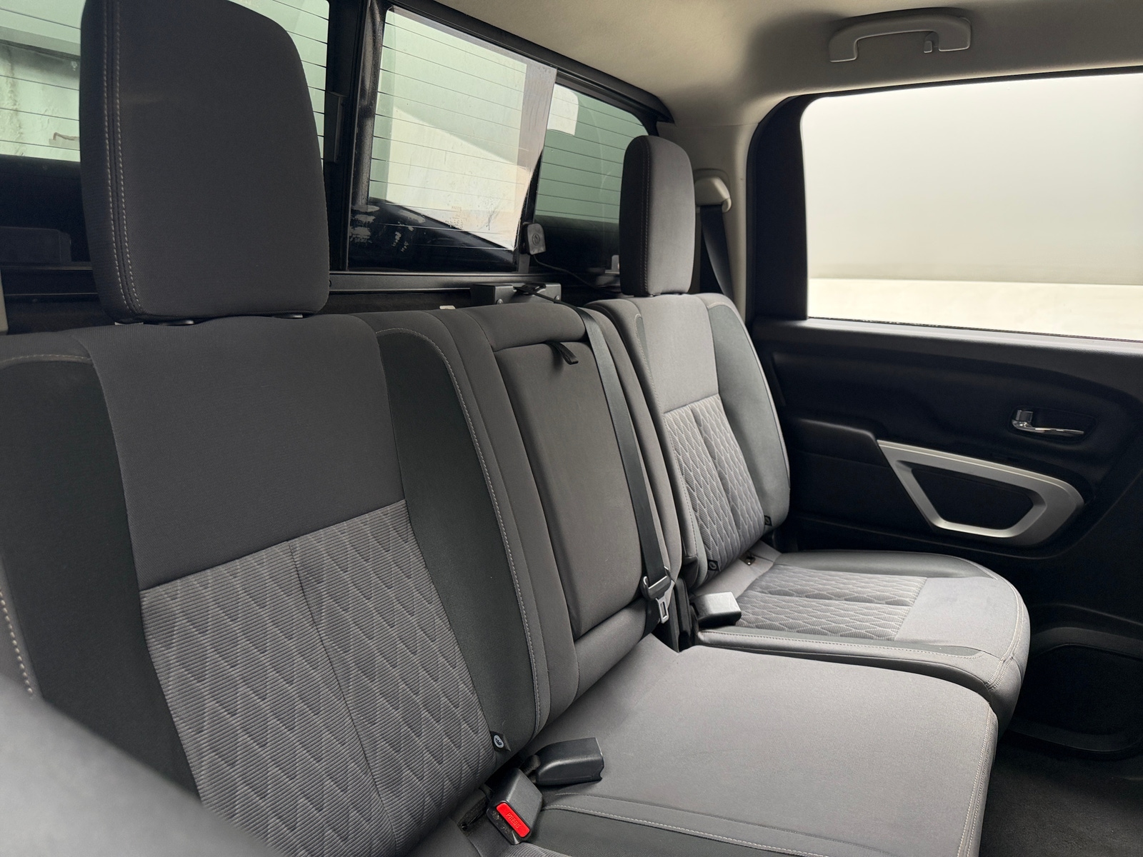 Thumbnail: 2020 Nissan Titan - 6
