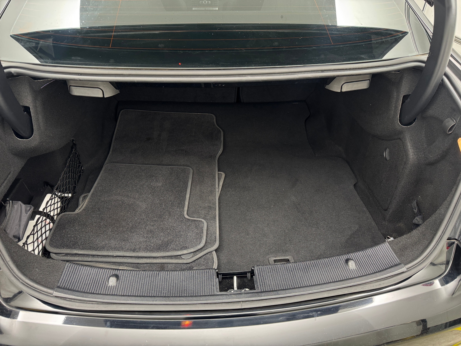 Thumbnail: 2014 Mercedes-Benz E-Class - 4
