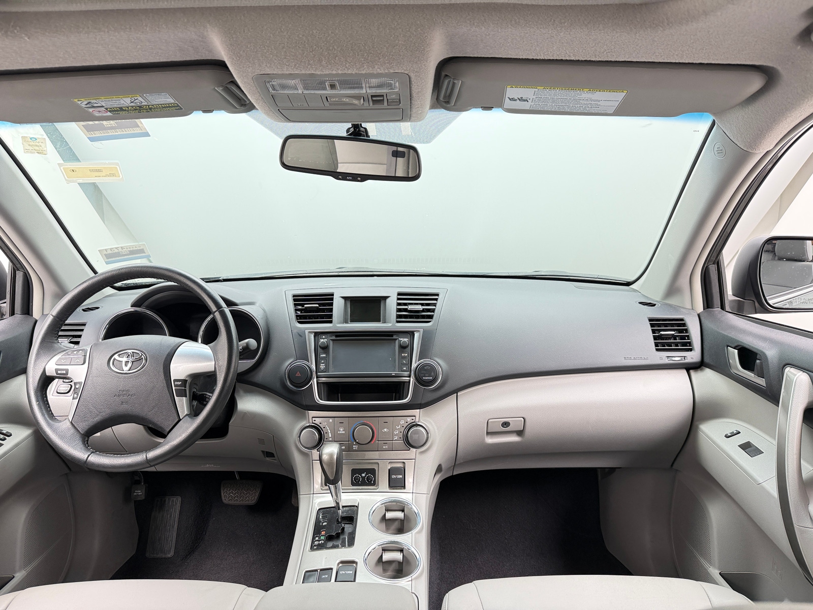 Thumbnail: 2013 Toyota Highlander - 3