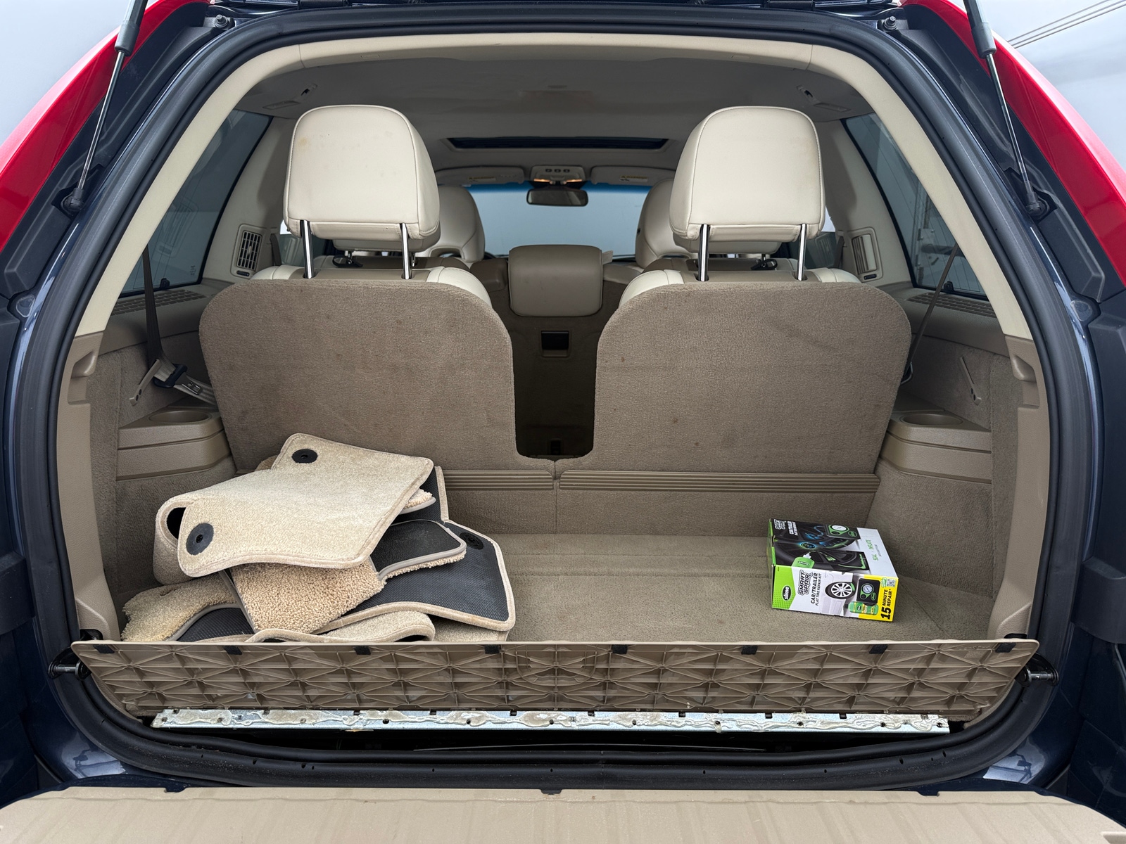 Thumbnail: 2013 Volvo XC90 - 6