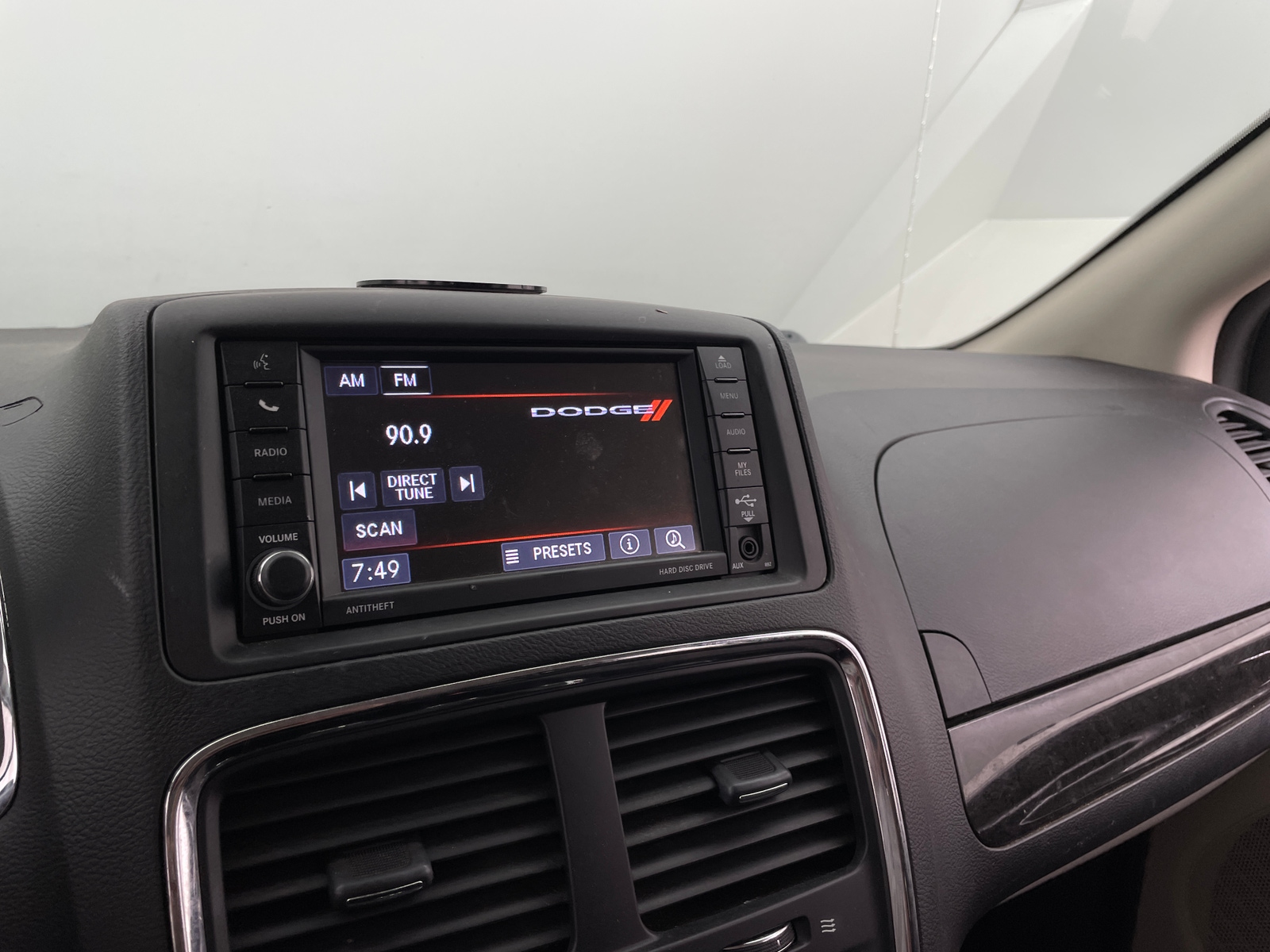 Thumbnail: 2019 Dodge Grand Caravan - 4