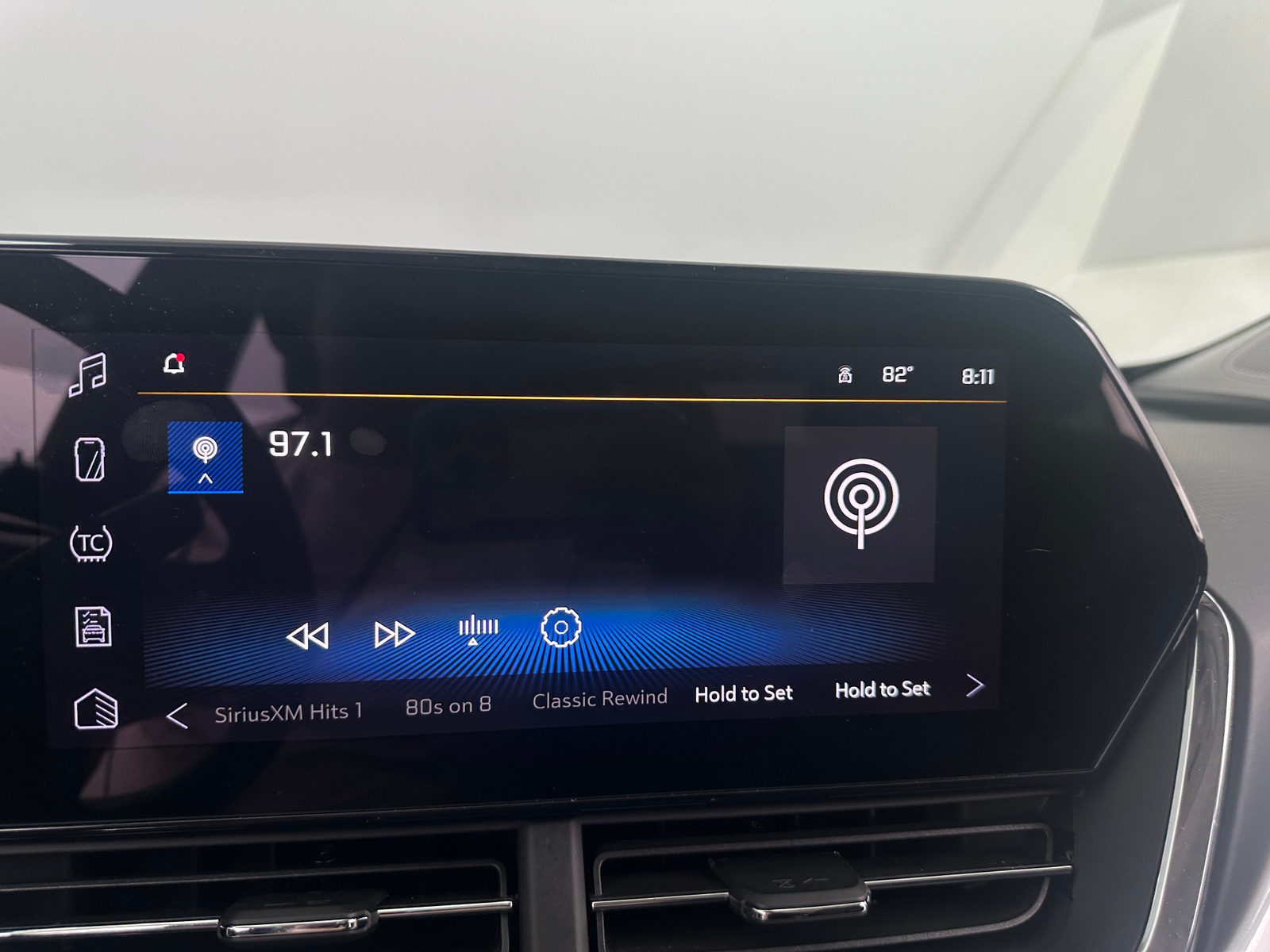 Thumbnail: 2024 Chevrolet Trax - 3
