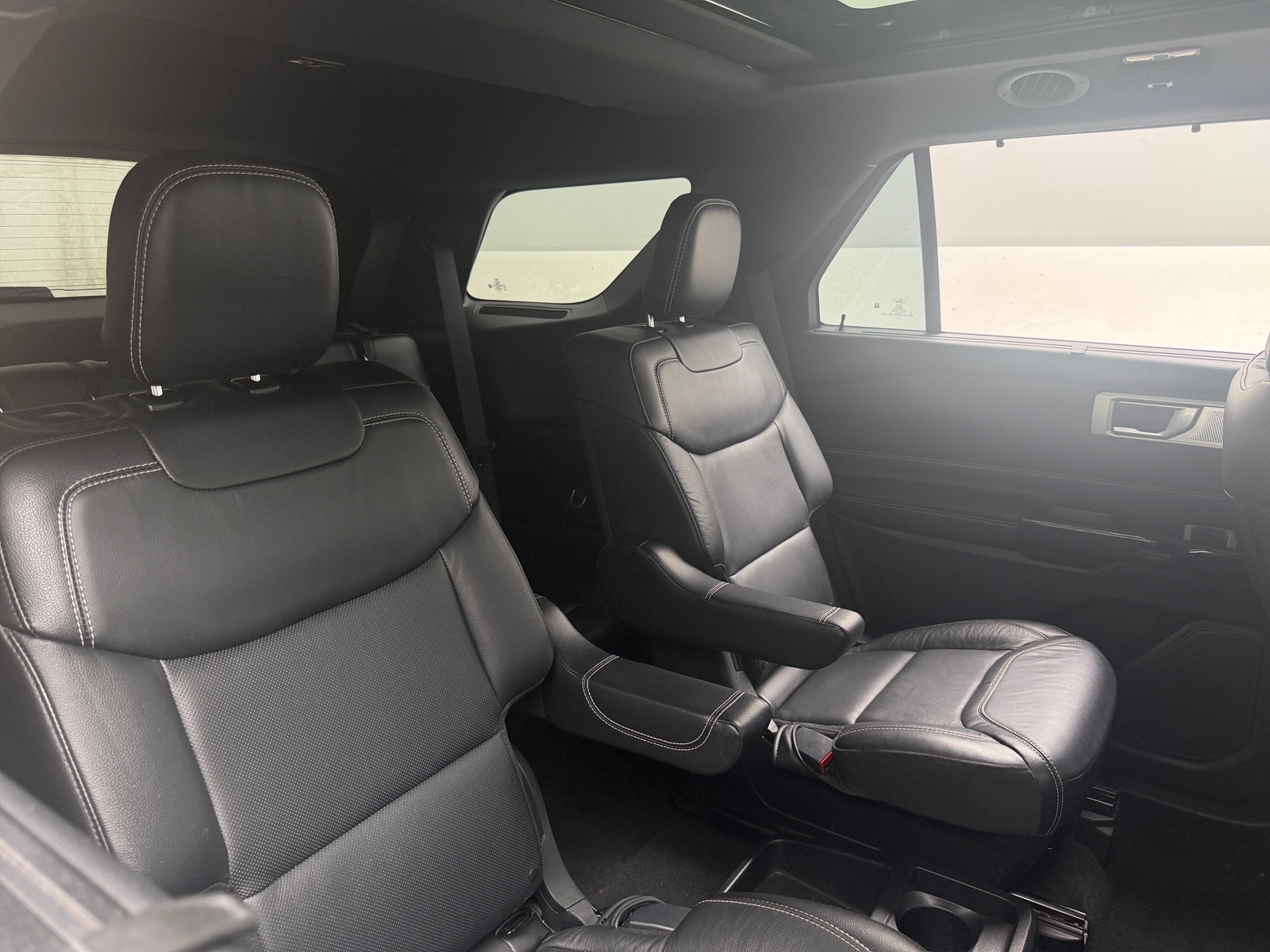 Thumbnail: 2021 Ford Explorer - 5