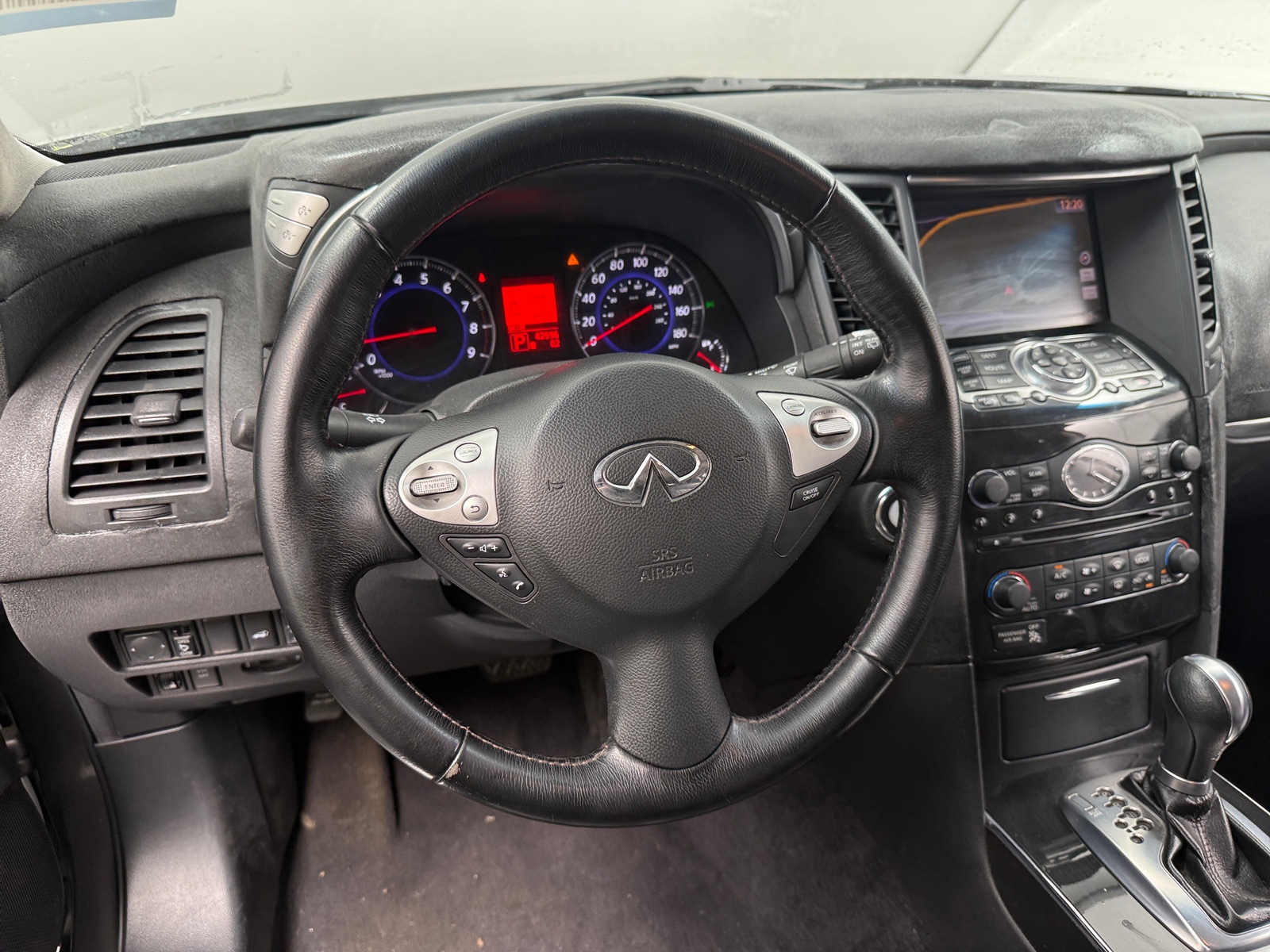 Thumbnail: 2011 INFINITI FX35 - 4