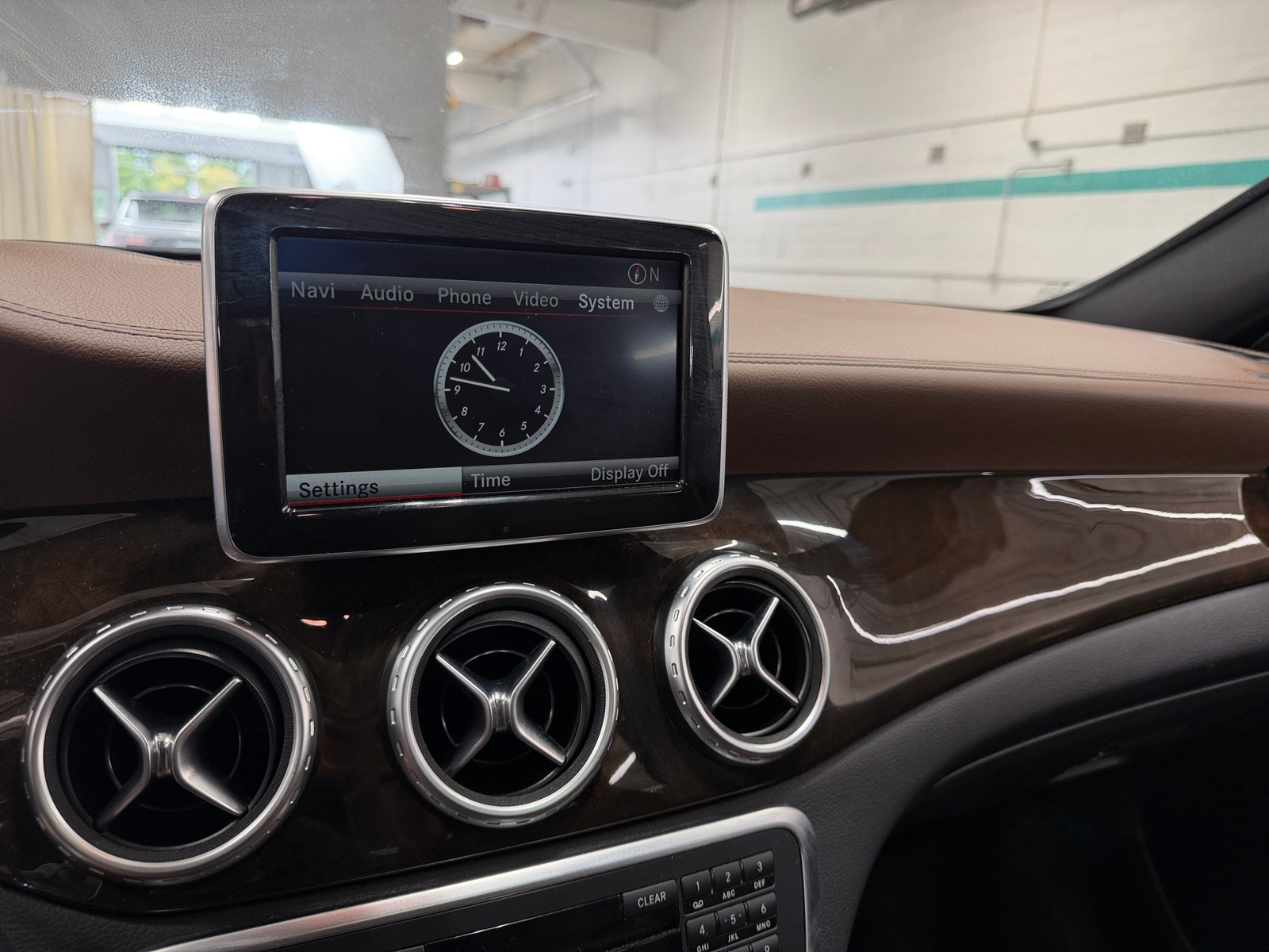 Thumbnail: 2015 Mercedes-Benz GLA - 3