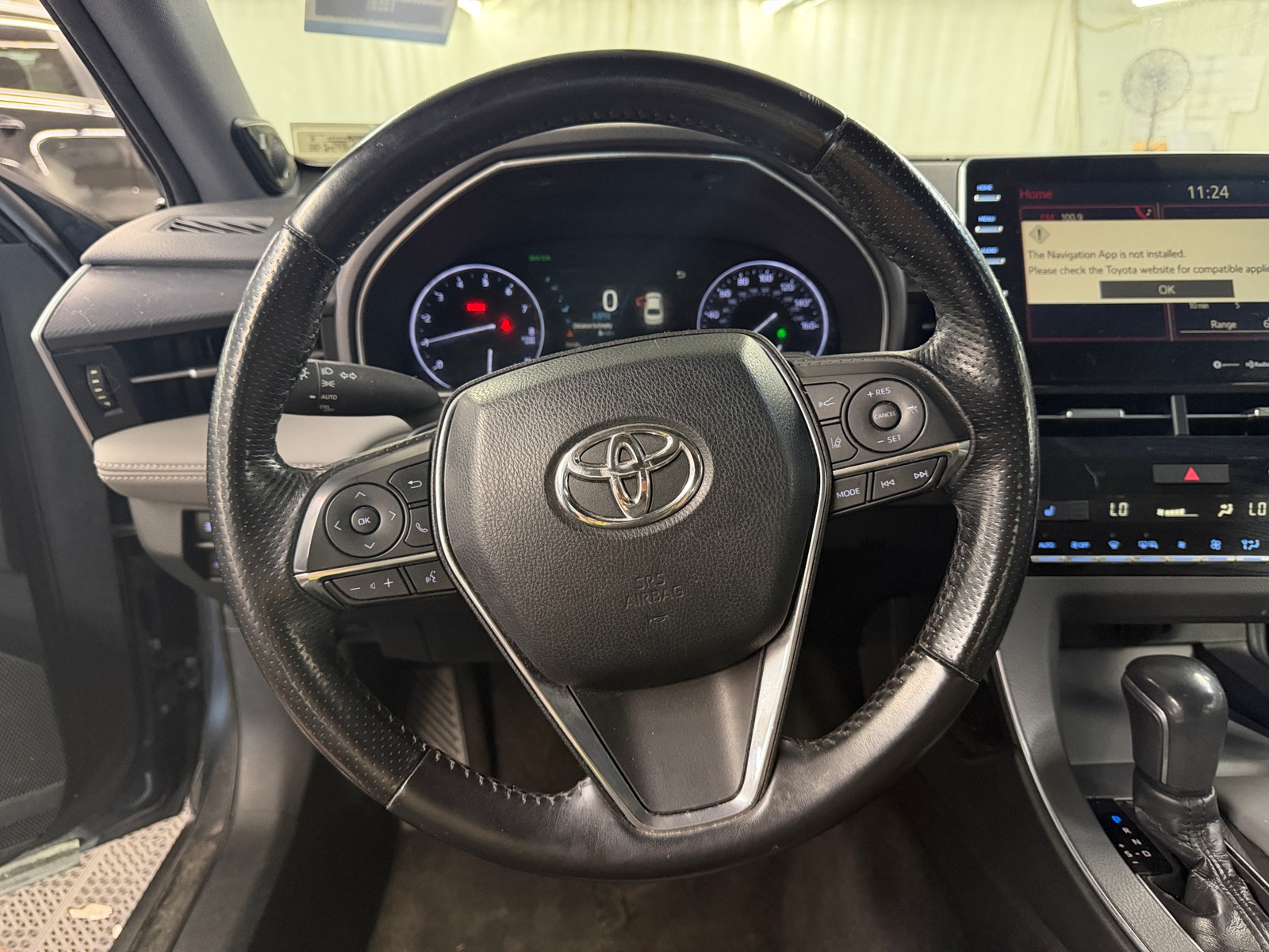 Thumbnail: 2019 Toyota Avalon - 5