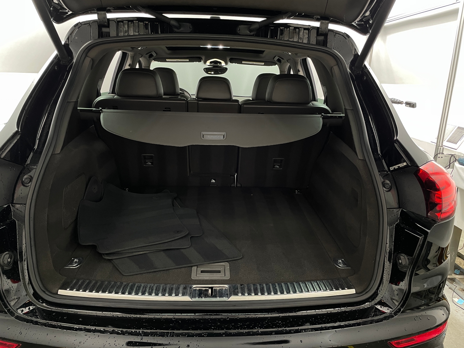 Thumbnail: 2017 Porsche Cayenne - 6
