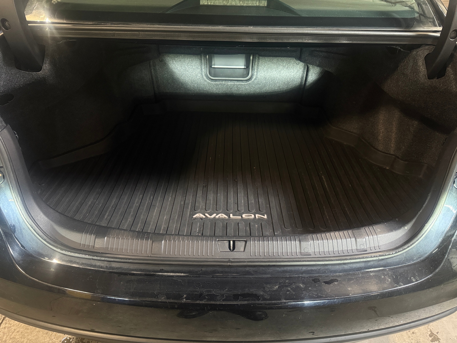 Thumbnail: 2015 Toyota Avalon - 6