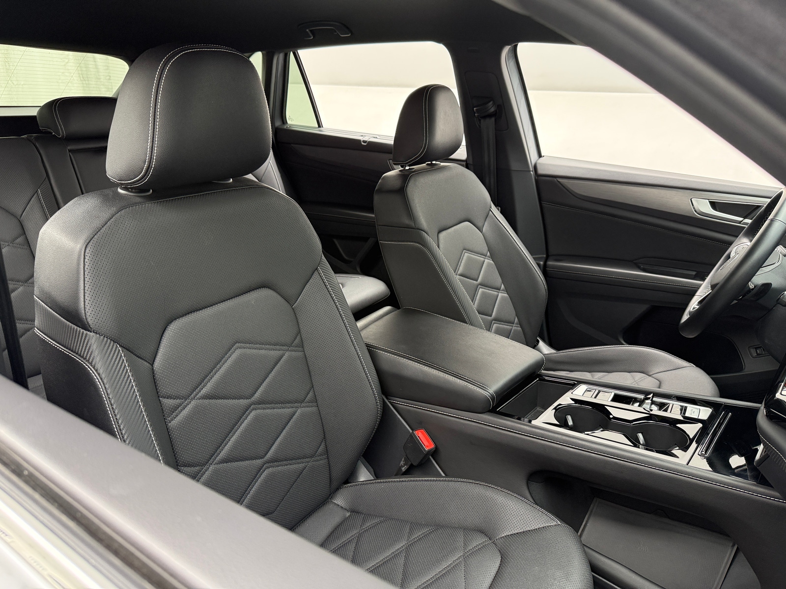 Thumbnail: 2025 Volkswagen Atlas - 2