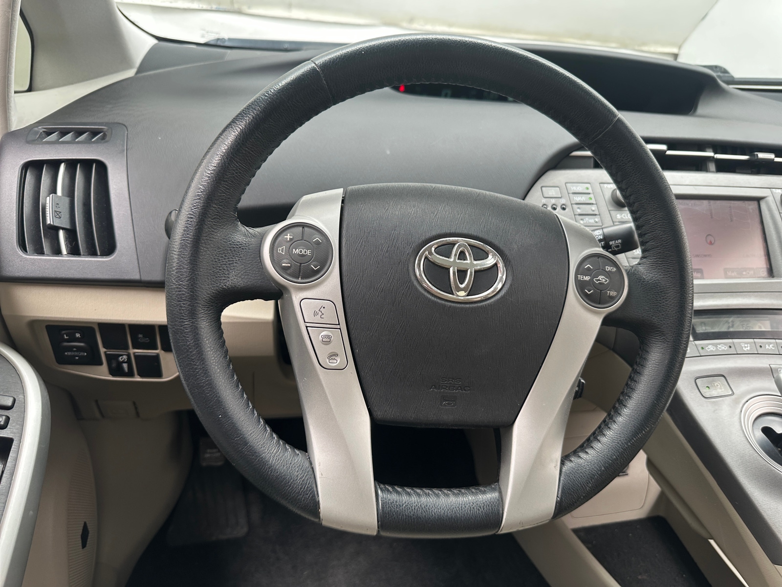 Thumbnail: 2012 Toyota Prius - 5