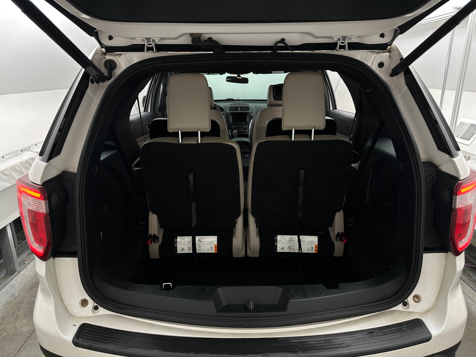 Thumbnail: 2019 Ford Explorer - 6