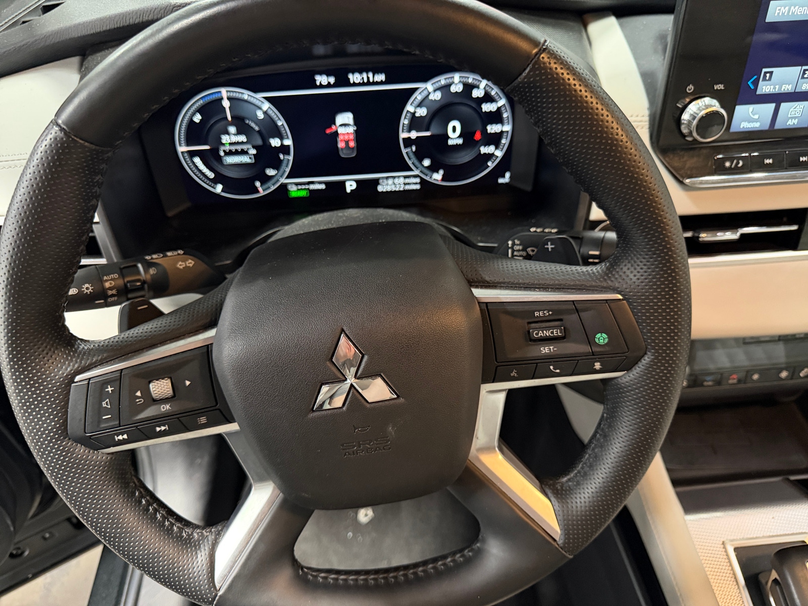 Thumbnail: 2024 Mitsubishi Outlander - 4