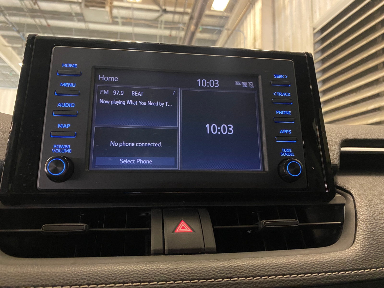 Thumbnail: 2019 Toyota RAV4 - 4