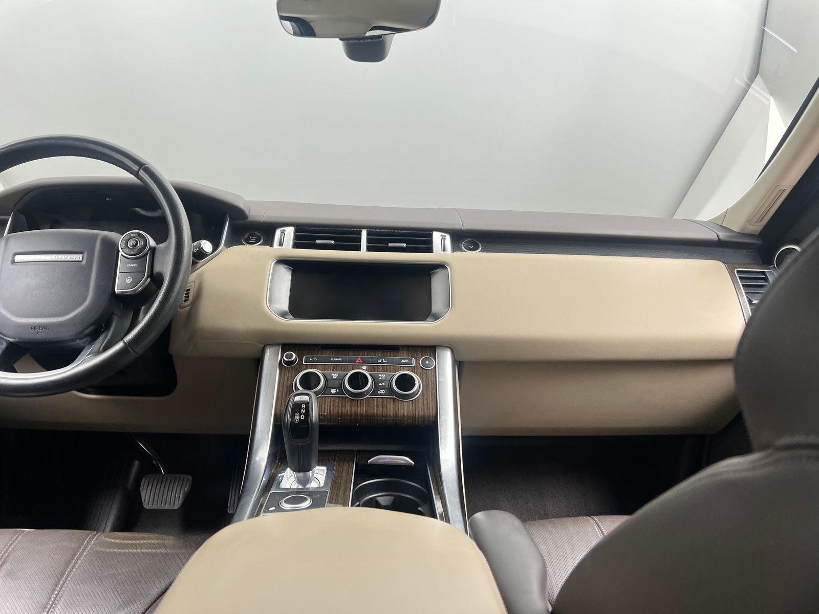Thumbnail: 2017 Land Rover Range Rover Sport - 2