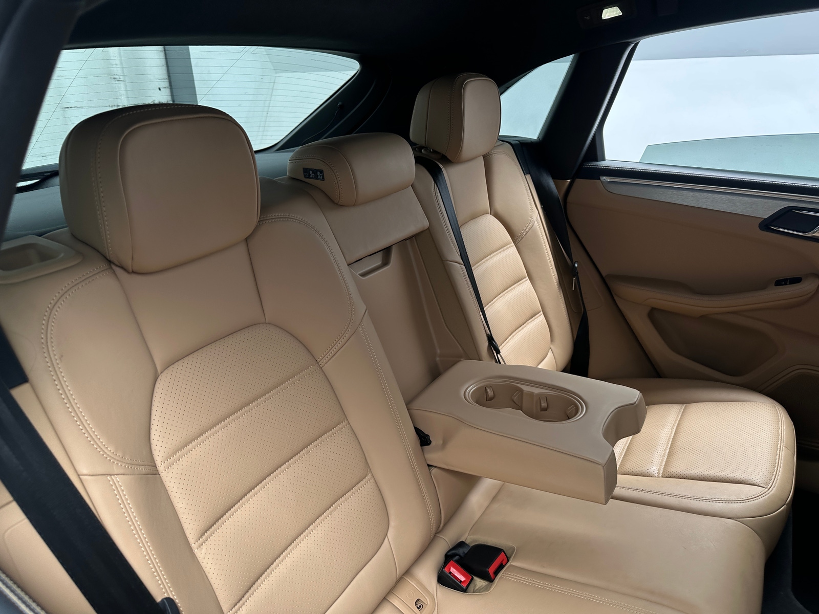 Thumbnail: 2018 Porsche Macan - 5