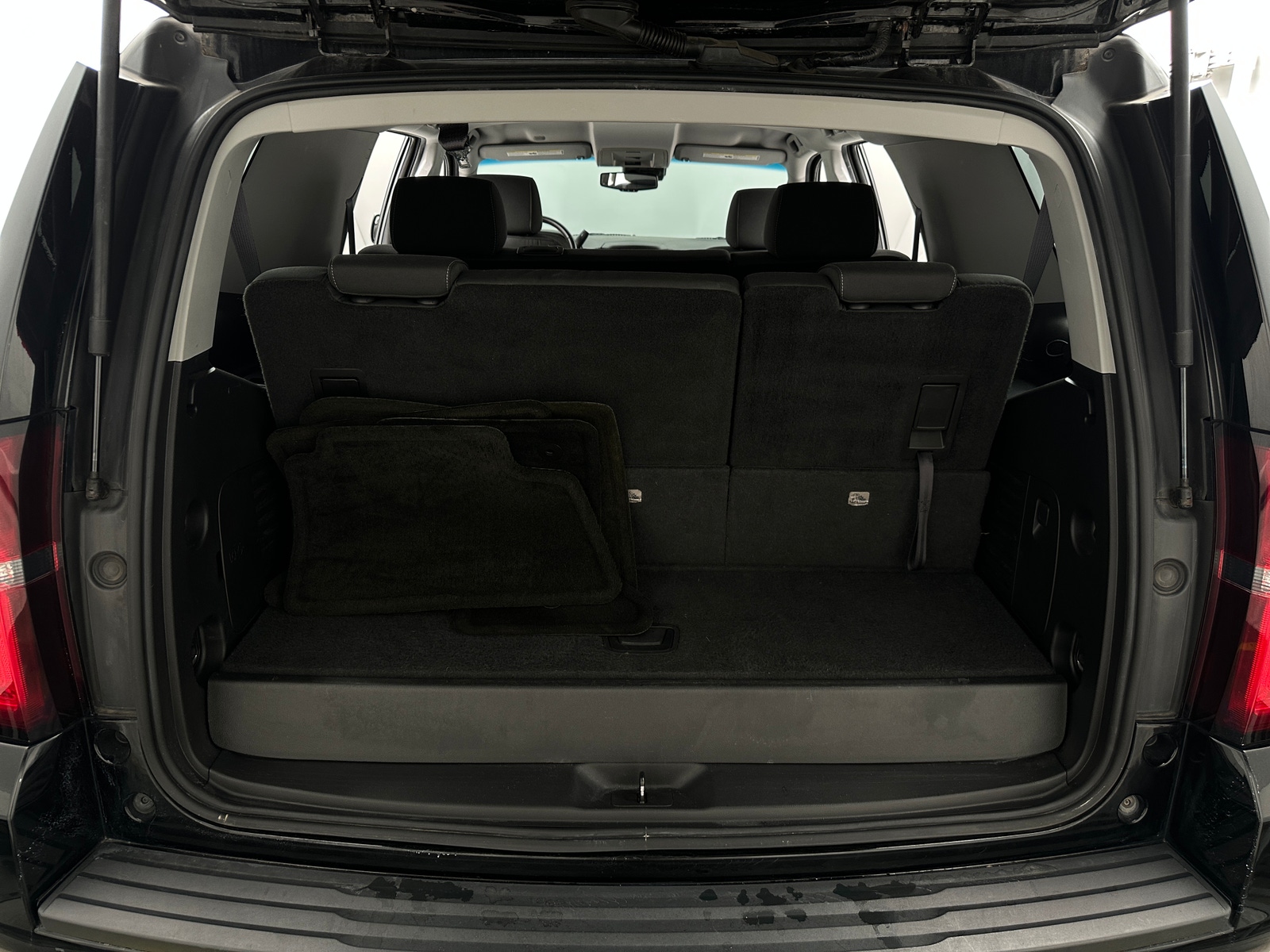 Thumbnail: 2015 Chevrolet Tahoe - 7