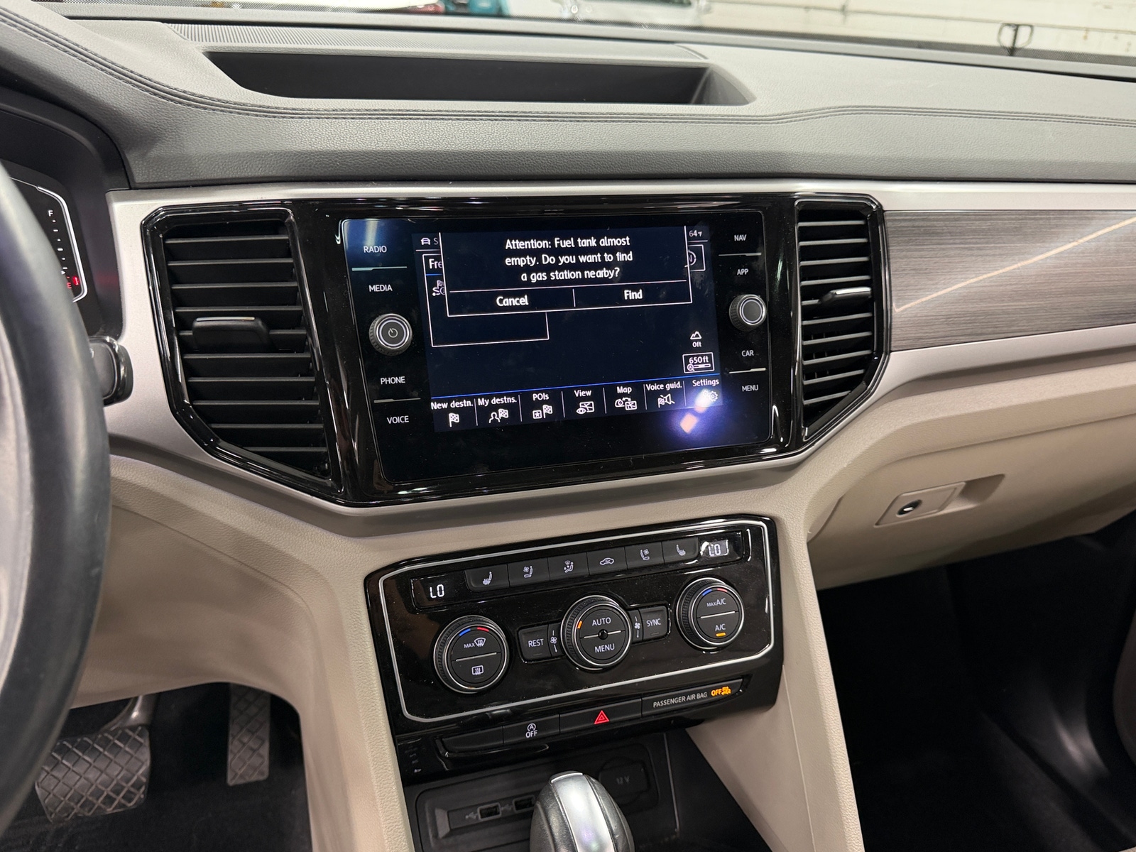 Thumbnail: 2021 Volkswagen Atlas - 3