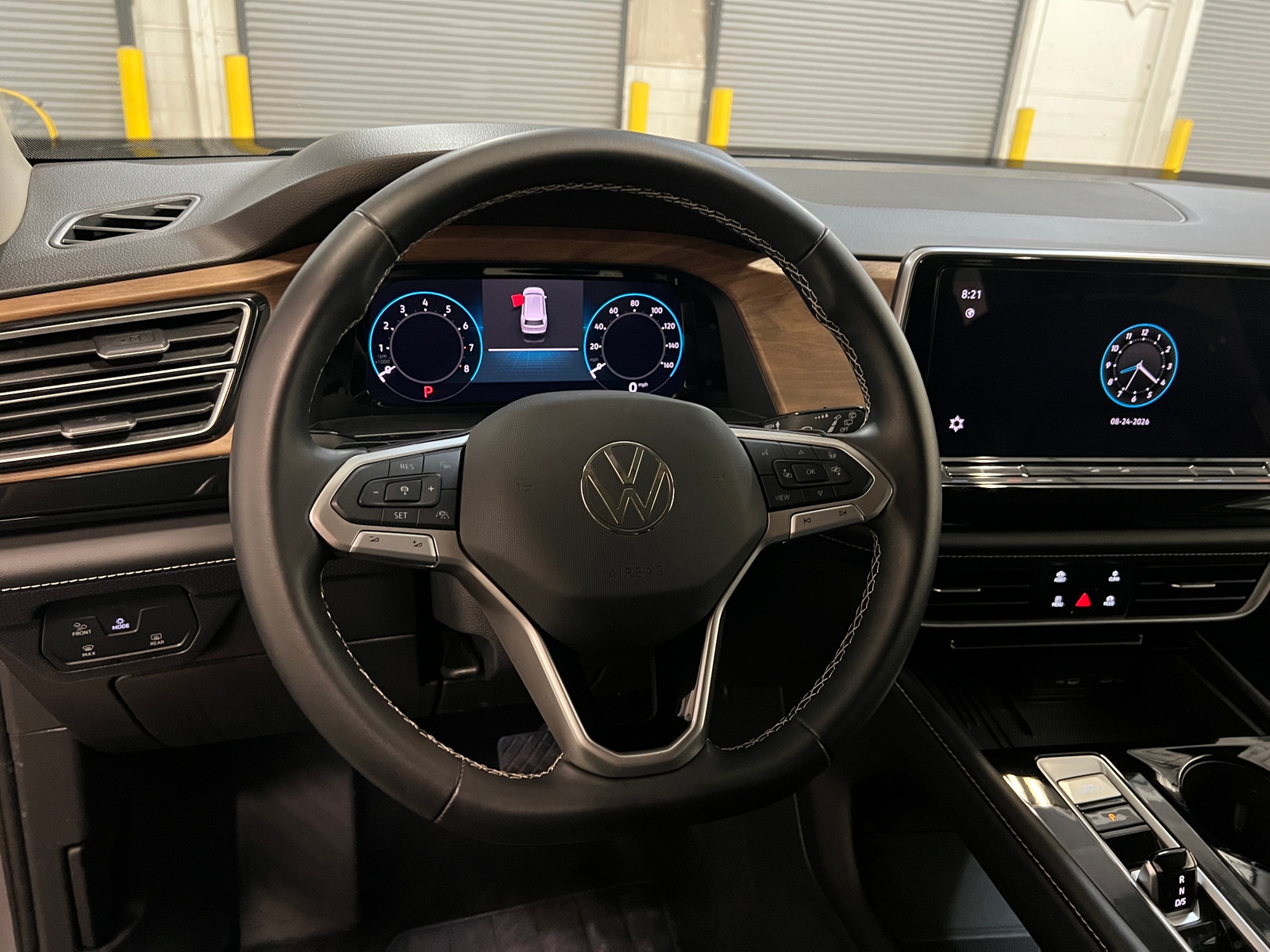 Thumbnail: 2026 Volkswagen Atlas - 4