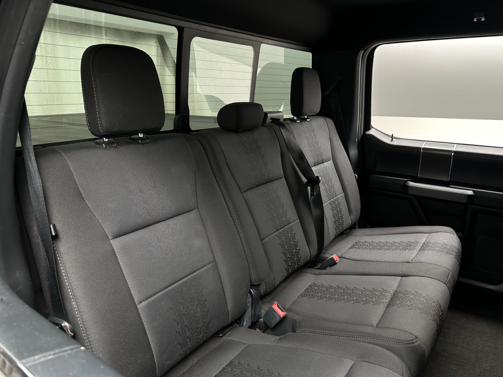 Thumbnail: 2020 Ford Econoline - 6