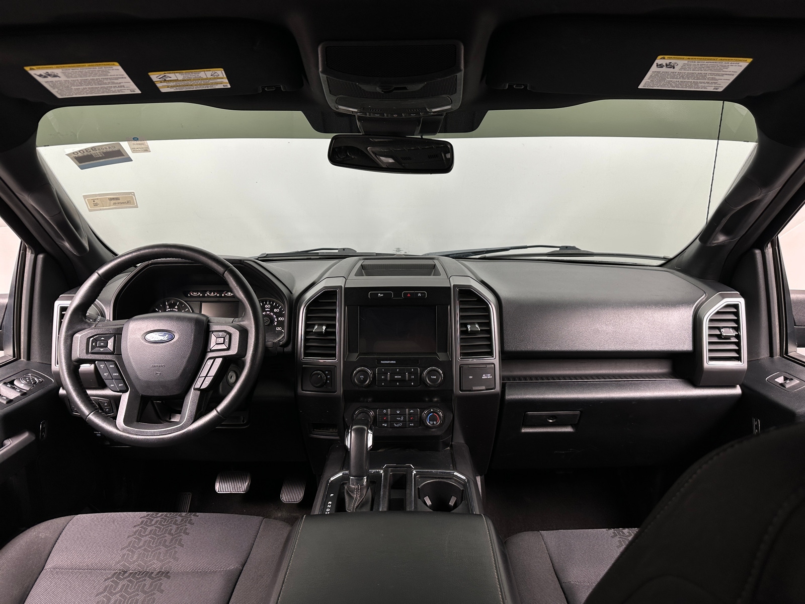 Thumbnail: 2020 Ford Econoline - 3