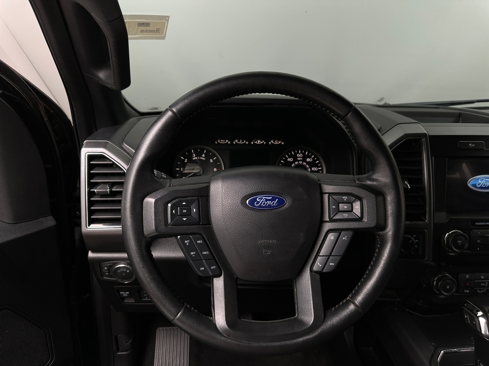 Thumbnail: 2020 Ford Econoline - 5