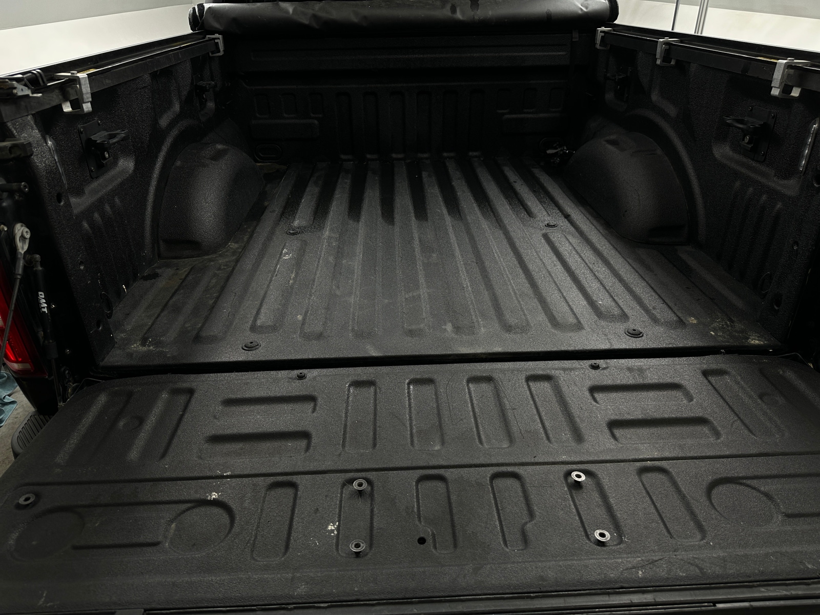 Thumbnail: 2020 Ford Econoline - 7