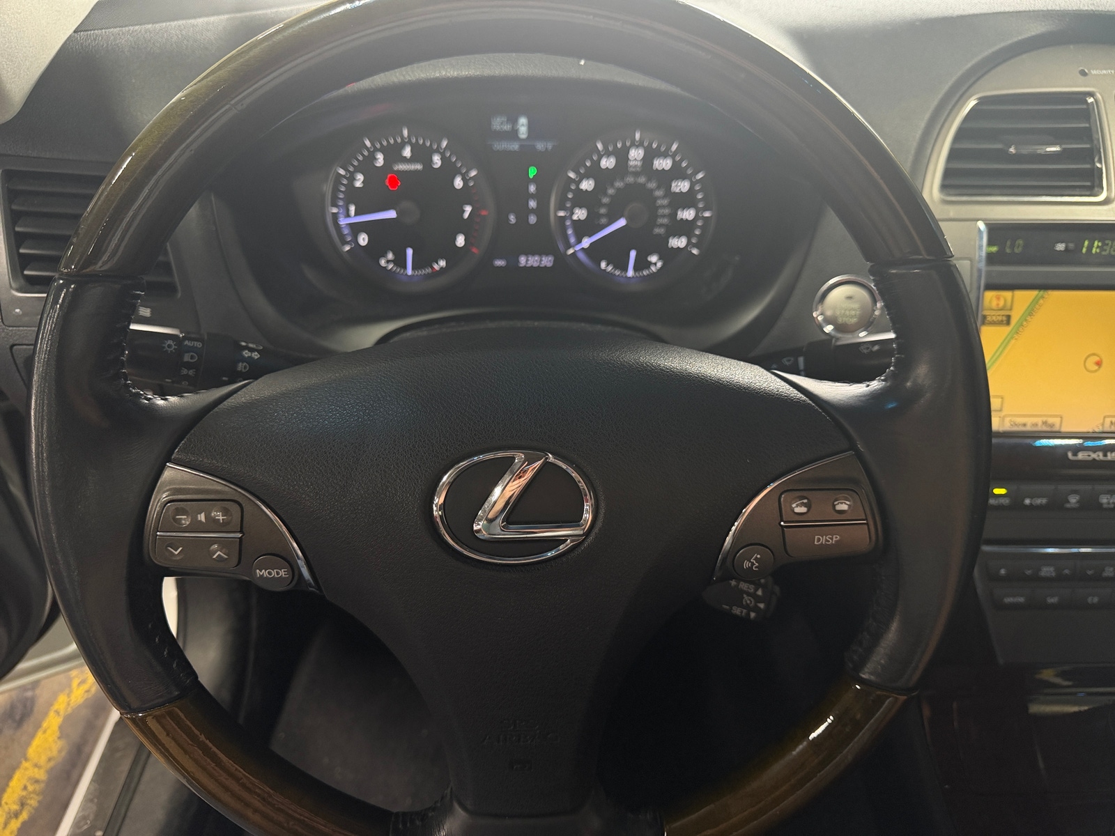Thumbnail: 2011 Lexus ES - 4