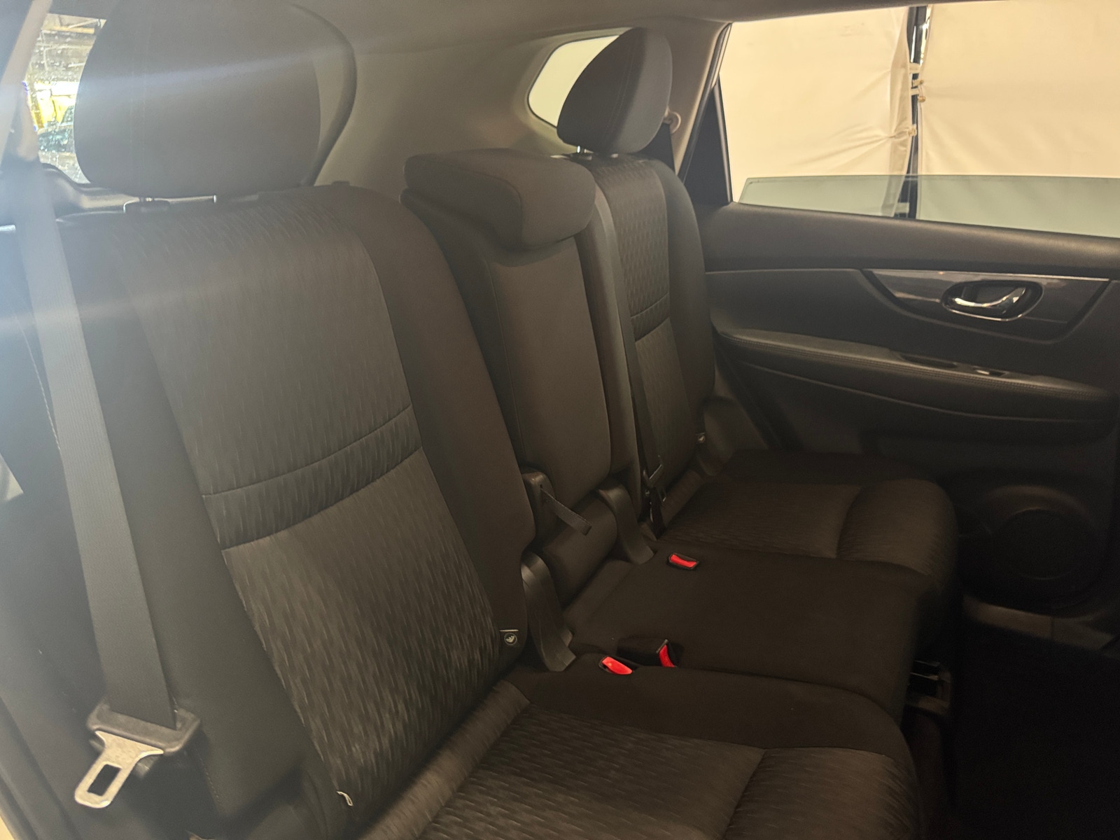 Thumbnail: 2017 Nissan Rogue - 6