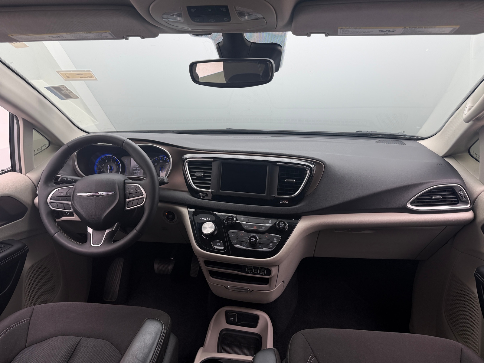 Thumbnail: 2024 Chrysler Voyager - 3