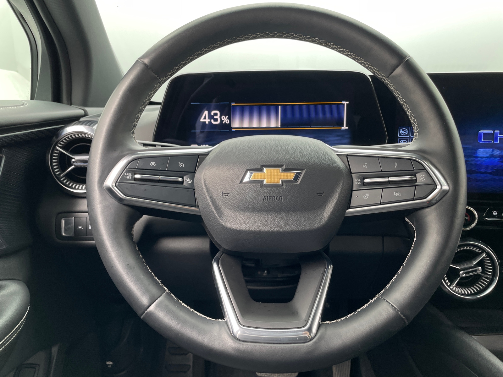 Thumbnail: 2024 Chevrolet Blazer EV - 4