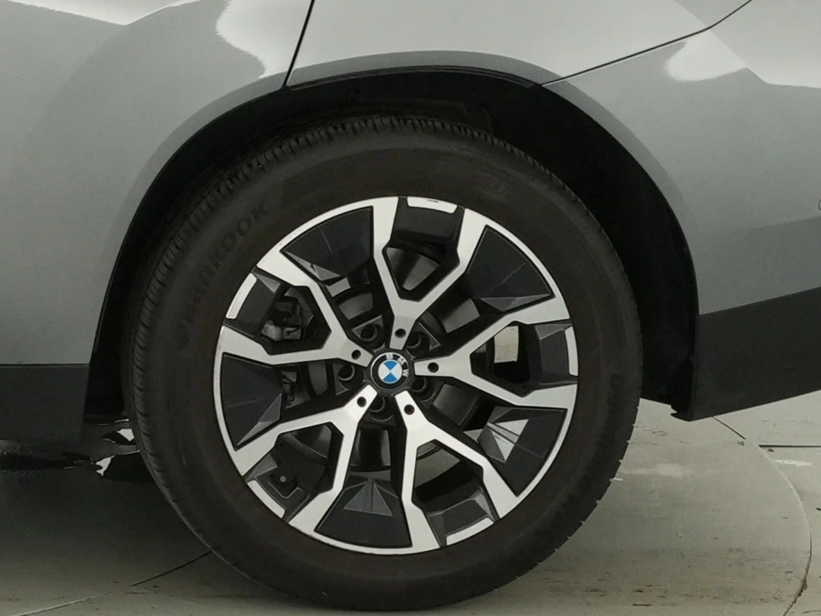 2026 BMW X3 30 - Photo 19