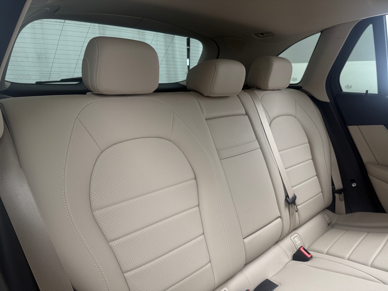 Thumbnail: 2016 Mercedes-Benz GLC - 5