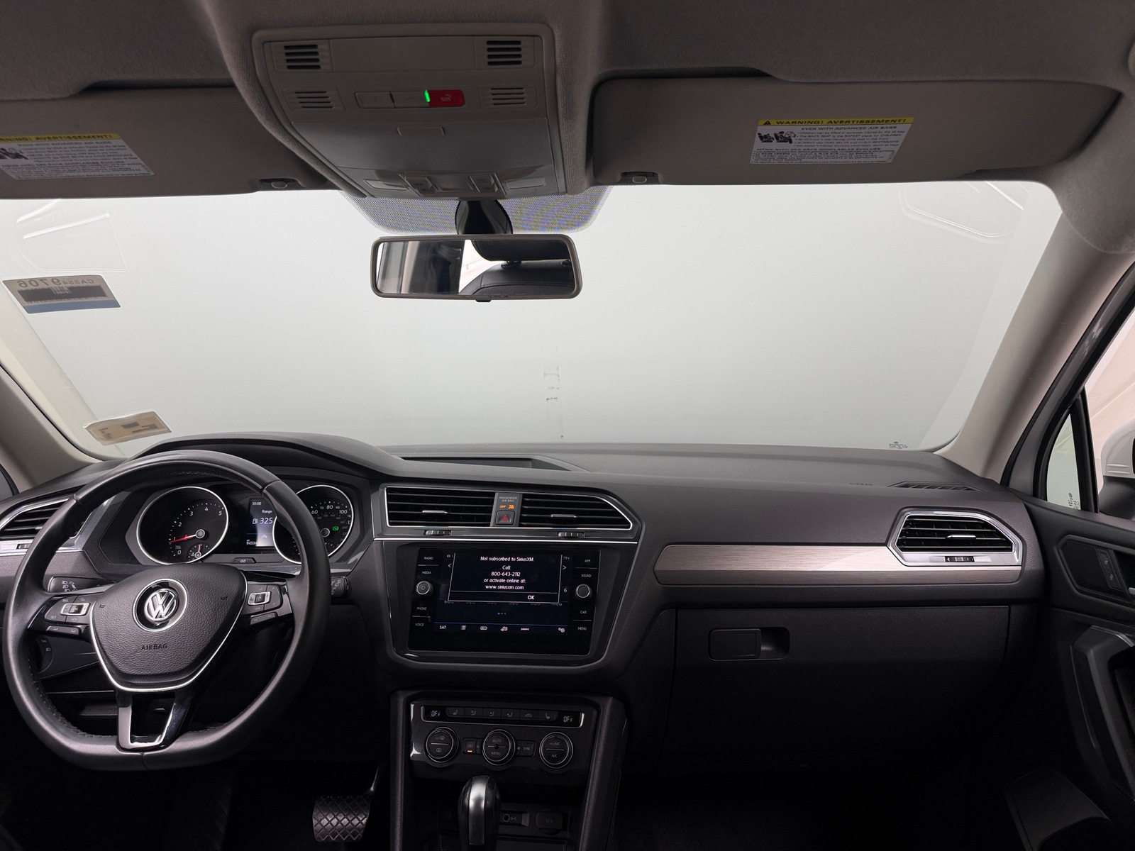 Thumbnail: 2020 Volkswagen Tiguan - 3