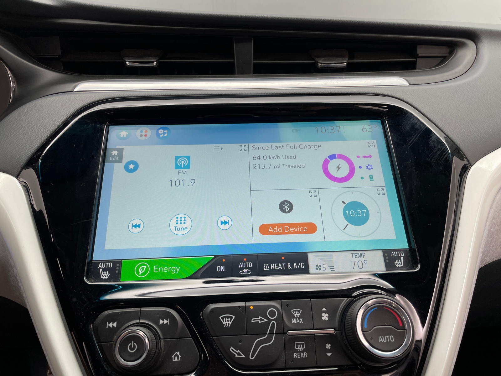 Thumbnail: 2017 Chevrolet Bolt EV - 4