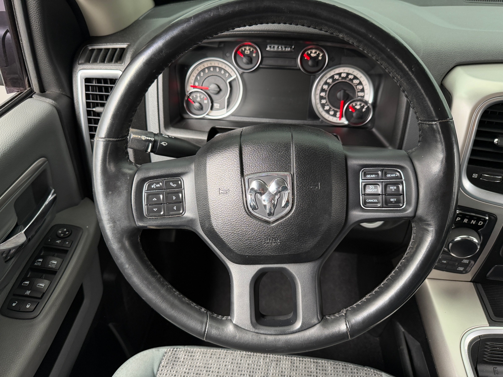 Thumbnail: 2019 RAM 1500 Classic - 5