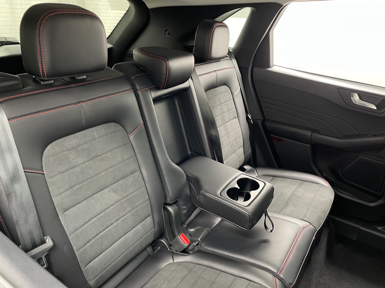 Thumbnail: 2022 Ford Escape - 5