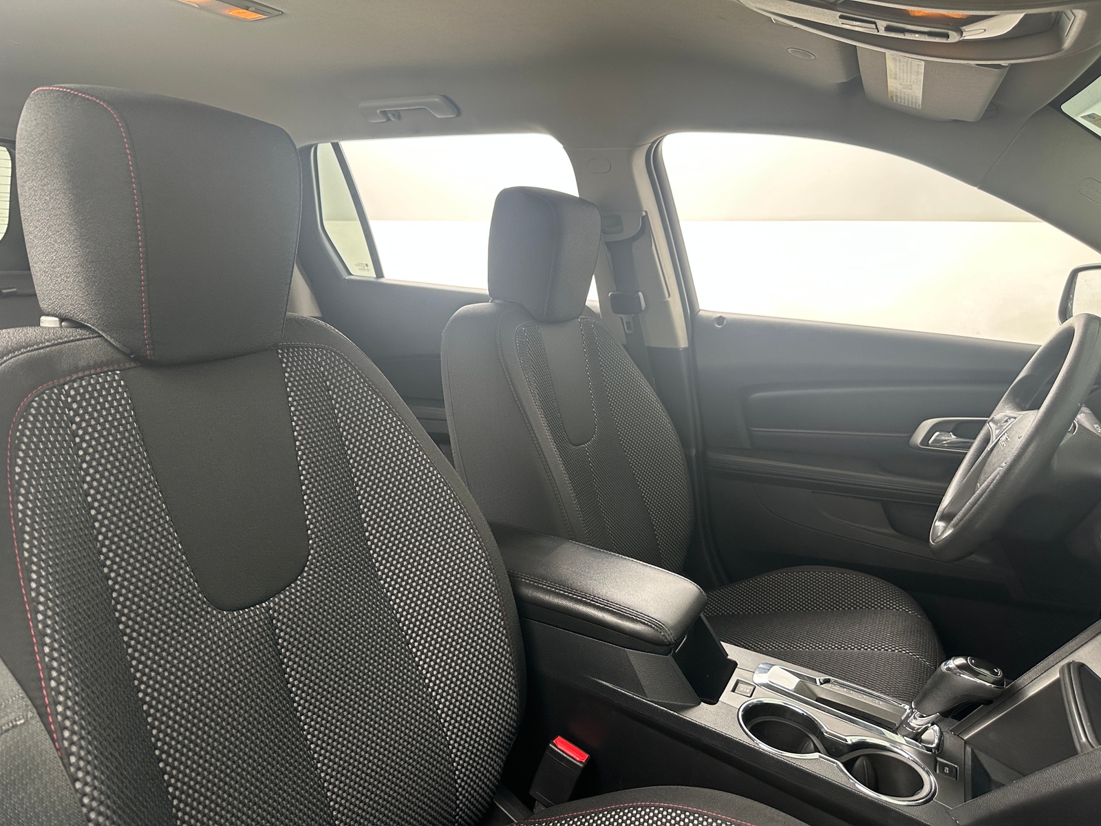 Thumbnail: 2017 GMC Terrain - 2