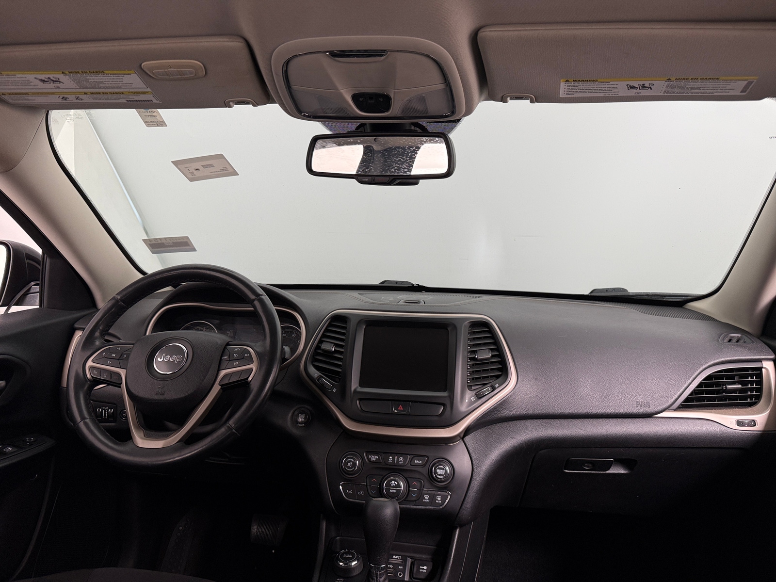 Thumbnail: 2015 Jeep Cherokee - 3
